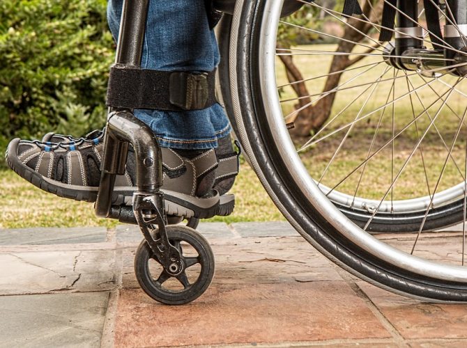 wheelchair-1595802_960_720
